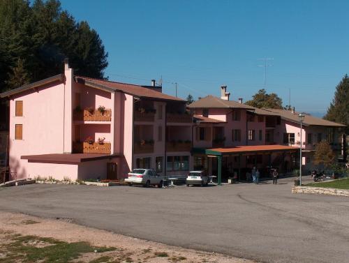 Hotel Edelweiss San Zeno di Montagna Dış mekan fotoğraf
